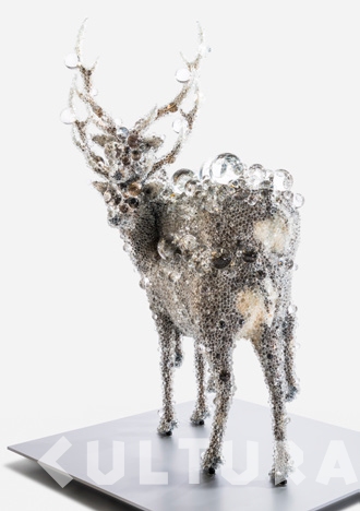 Kohei Nawa, Pixcell- Double Deer #7, 2013, mixed media, 241.5 x 189.5 x 160 cm